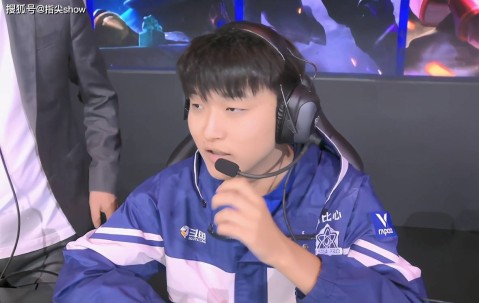 爱游戏-包含JackeyLove遭遇三连败，日本队教练面临压力！的词条