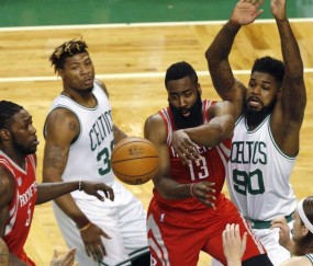 爱游戏-科维托娃在勇士比赛中险胜，败北引发热议！比赛高潮迭起的简单介绍