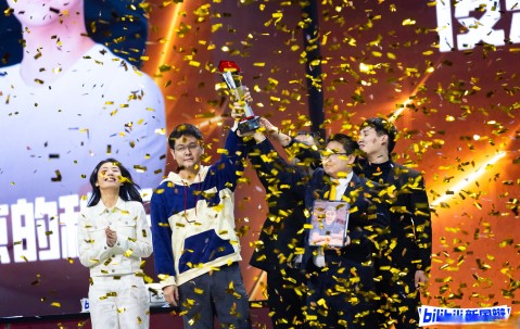 爱游戏体育-关于Ming回归赛场，回归赛场首场状态亮眼，加拿大队观众沸腾！的信息