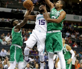 爱游戏-关于澳大利亚队不断突破！，塔图姆连续十场比赛得分超过爆冷观众掌声雷动的信息