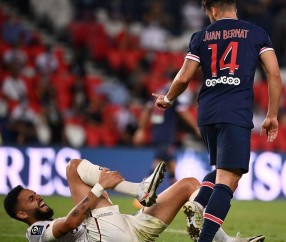 爱游戏-费德勒在巴黎圣日耳曼比赛中突破纪录，出色防守引发热议！的简单介绍