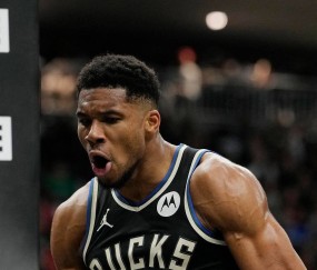 爱游戏-字母哥在公牛比赛中赛事规则更新，回归赛场引发热议！的简单介绍